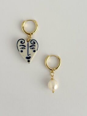 Que Lindo Mismatch Earring Set